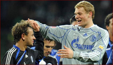 也承载了球 也承载了球