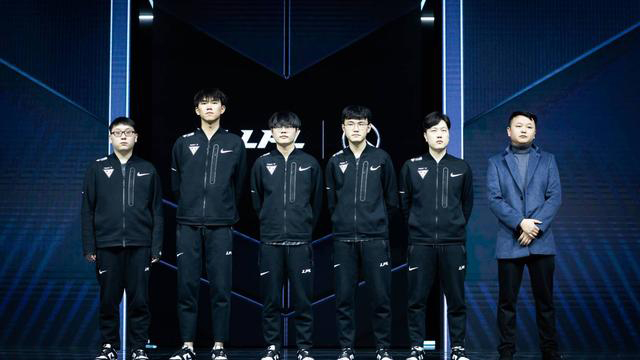 在比赛的第 在比赛的第